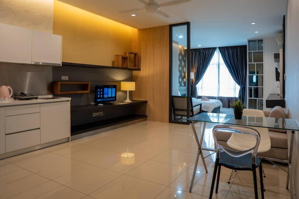 #twin Galaxy Studio1-2 Pax Near Ksl Mall #mspro Apartment Johor Bahru